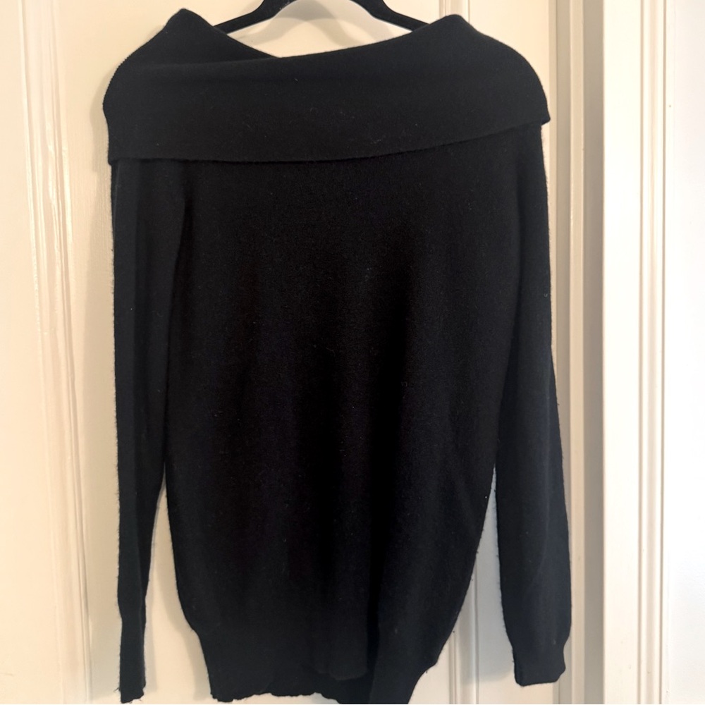 Christopher Fischer Cashmere Off-the-Shoulder Women's Sweater - Black Size M